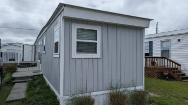 beach trailer for sale - Fully remodeled beach trailer in Oceanfront Court in Salter Path NC-close to both Morehead City and Emerald Isle