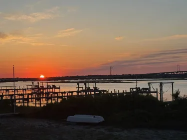 beach trailer for sale - Sound Front, Dock, Beautiful Sunsets