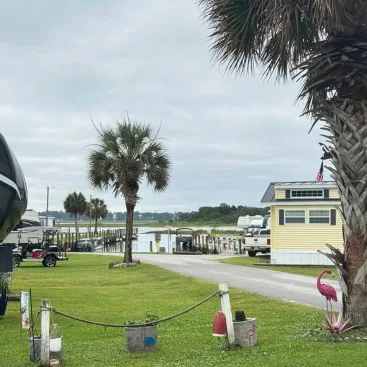 beach trailer for sale - 2018 Coachman Chaparral   model 391QSMB