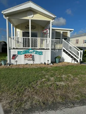 beach trailer for sale - 2015 Park Model with Covered Front Porch and Addition River Front Lot White Oak Shores RV Resort