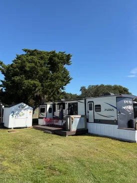beach trailer for sale - Camper at Waterway RV Park