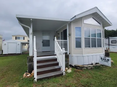 beach trailer for sale - Park Model for sale in Waterway RV Resort in Cedar Point NC - 67 Cobia