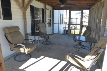 beach trailer for sale - Great Location on the island